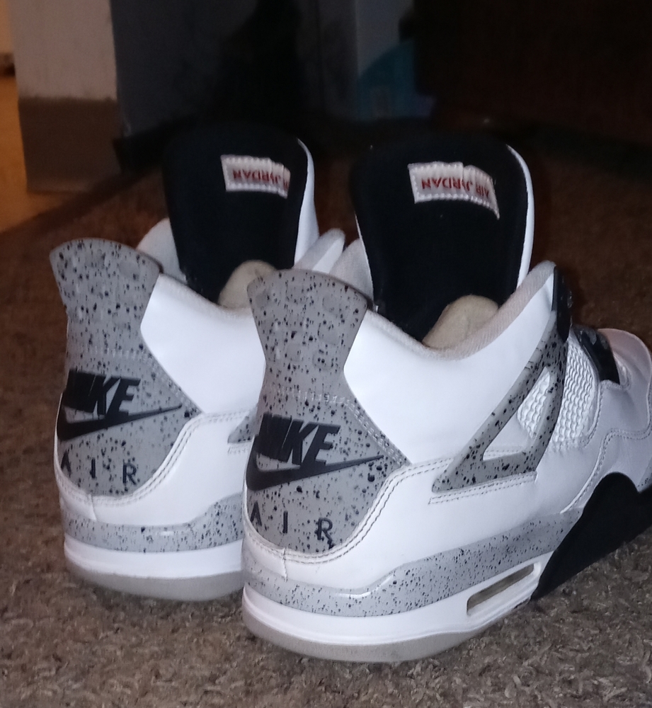 AIR JORDAN RETRO 4 CEMENT